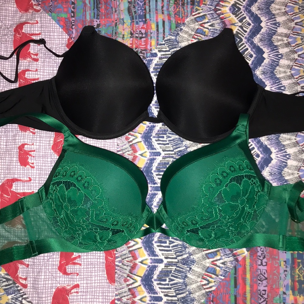 32D Victorias Secret Bras